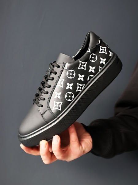 SCHWARZ-WEISSE HERREN-FREIZEITSCHUHE IM OSAKA-STIL SCHWARZ-WEISS - 44