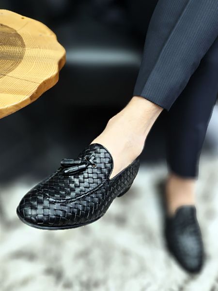 BLACK KNIGHT KLASSISCHE HERRENSCHUHE AUS SCHWARZEM GEFLOCHTENEM LEDER SCHWARZES STRICKEN - 45