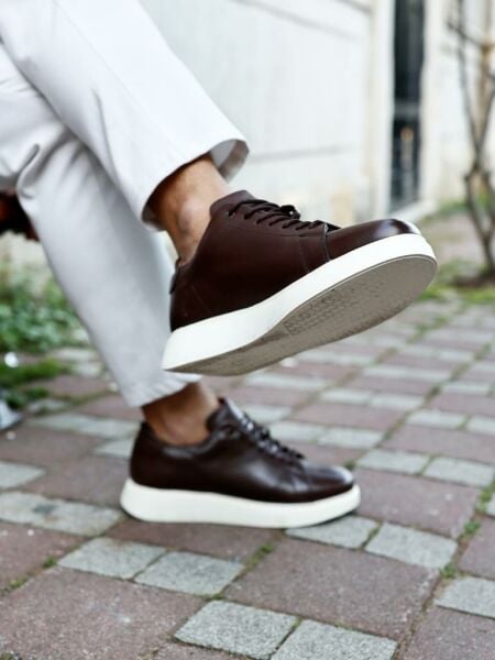 Freizeitschuhe aus echtem Leder in Kaffeebraun, Marineblau, Größe 45