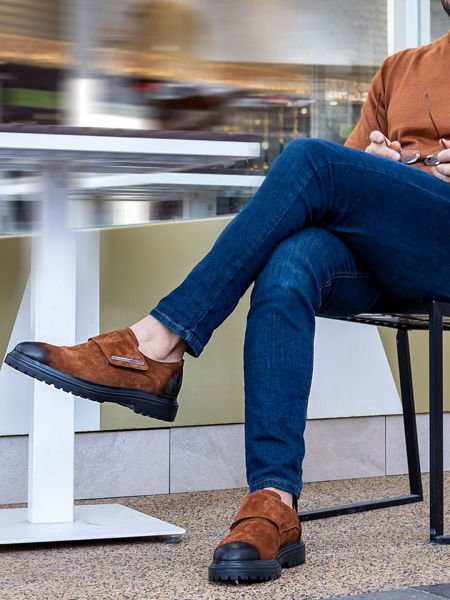 TABACO WILDLEDER LUCCA WILDLEDER KLASSISCHE HERRENSCHUHE AUS ÄRMELLOSEM LEDER